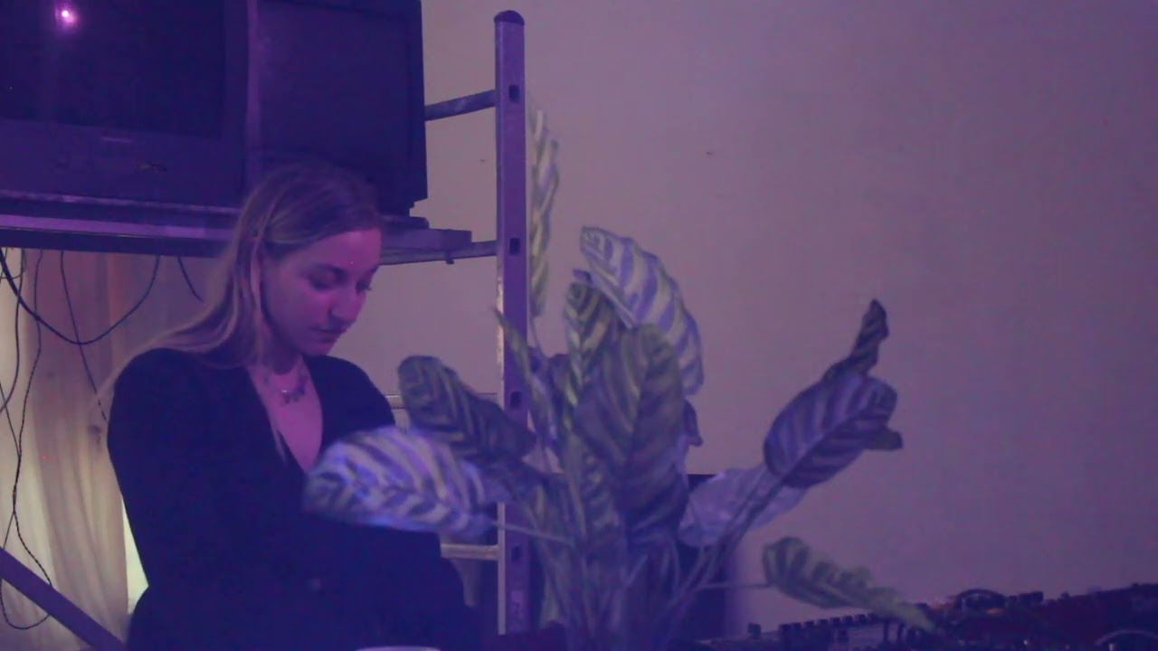 Songs for Care : Excerpt of Pollen Performance