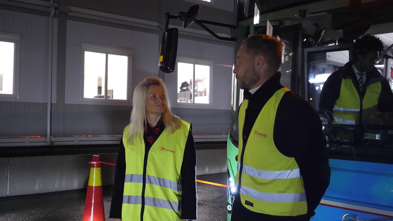 Nu rullar Nordens största elbussflotta på Göteborgs gator