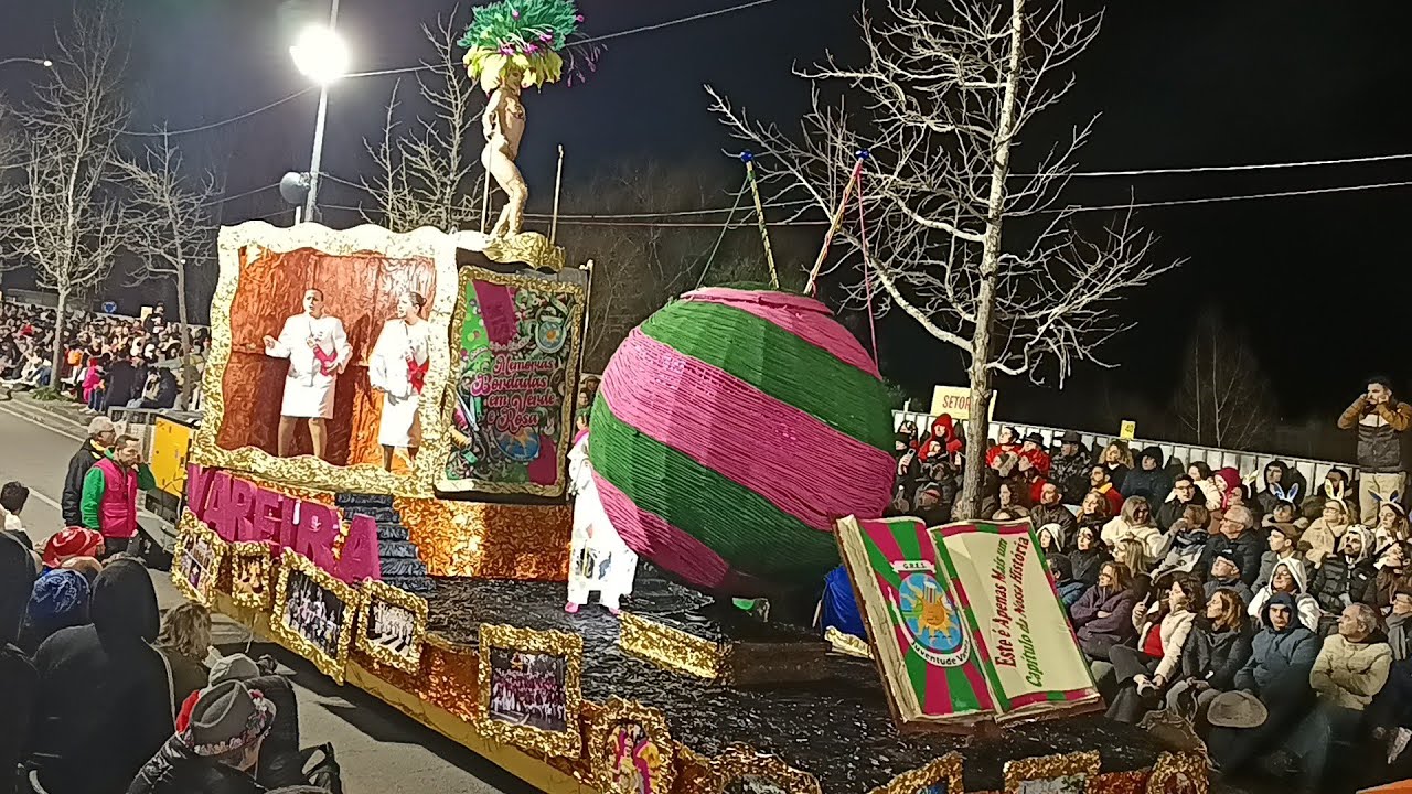 Juventude Vareira - Desfile noturno das Escola de Samba no Carnaval de Ovar 2025