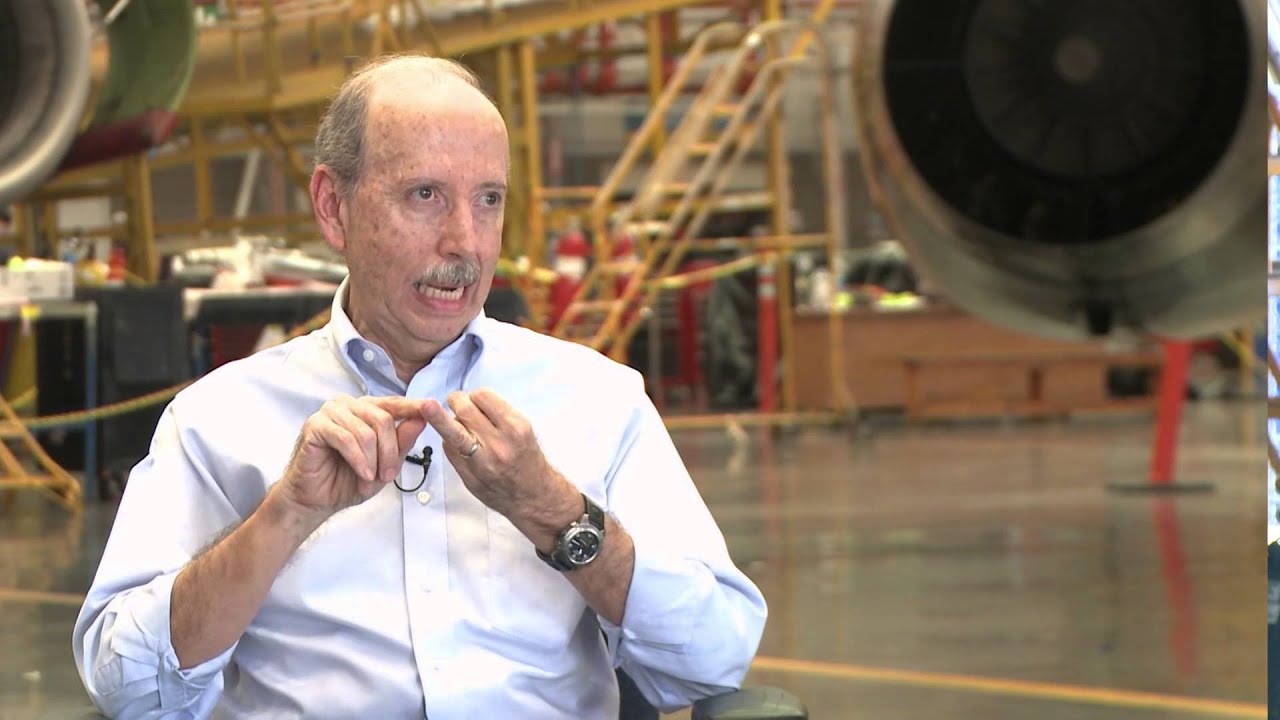 Centroamérica Habla:En El Salvador Aeroman le da mantenimiento a aviones comerciales (parte 1)