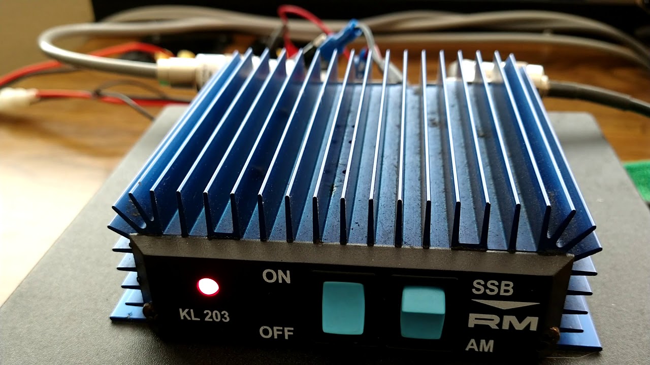 Testing a Uniden 980 SSB with a RM Italy KL 203