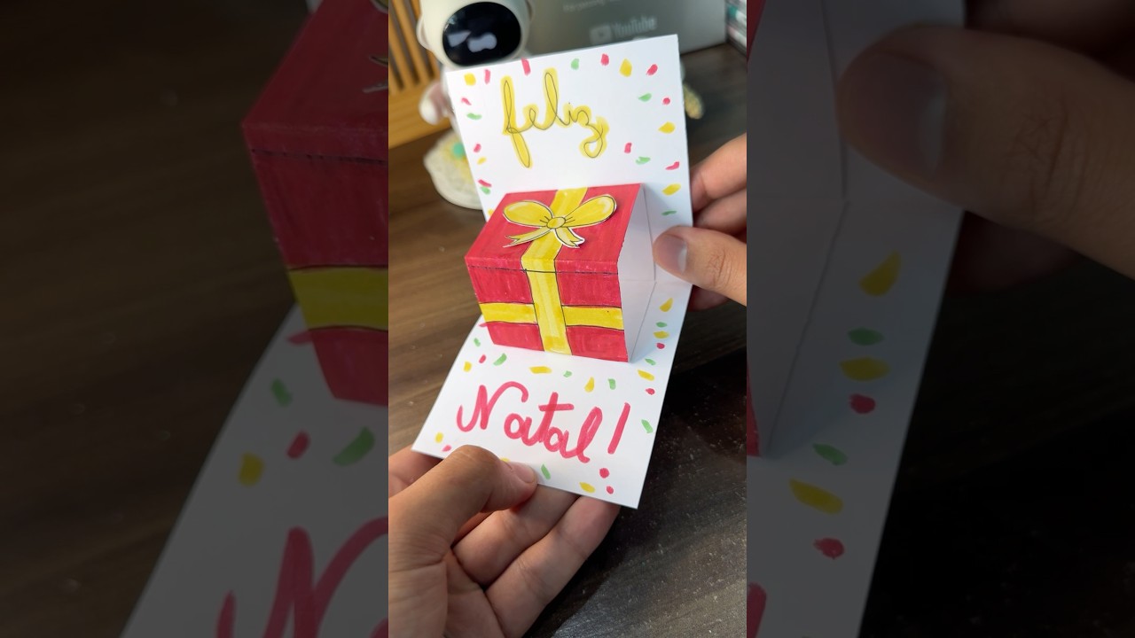 Presente de natal feito a m&atilde;o de papel 🎁#diy #arte #feitoam&atilde;o #natal #christmas