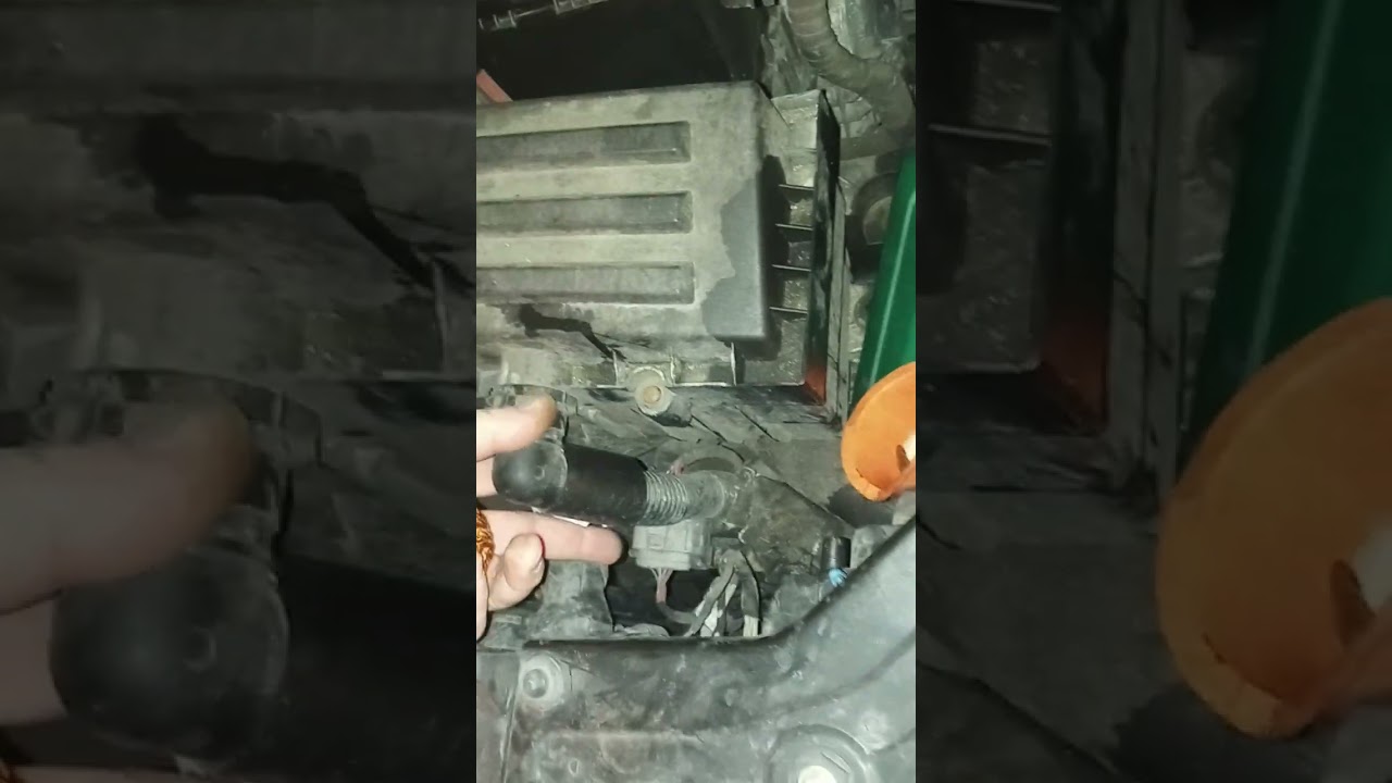 Новый маслоотражатель впускного патрубка для Volkswagen Passat TSI 1.8T 2015 года выпуска, замена...