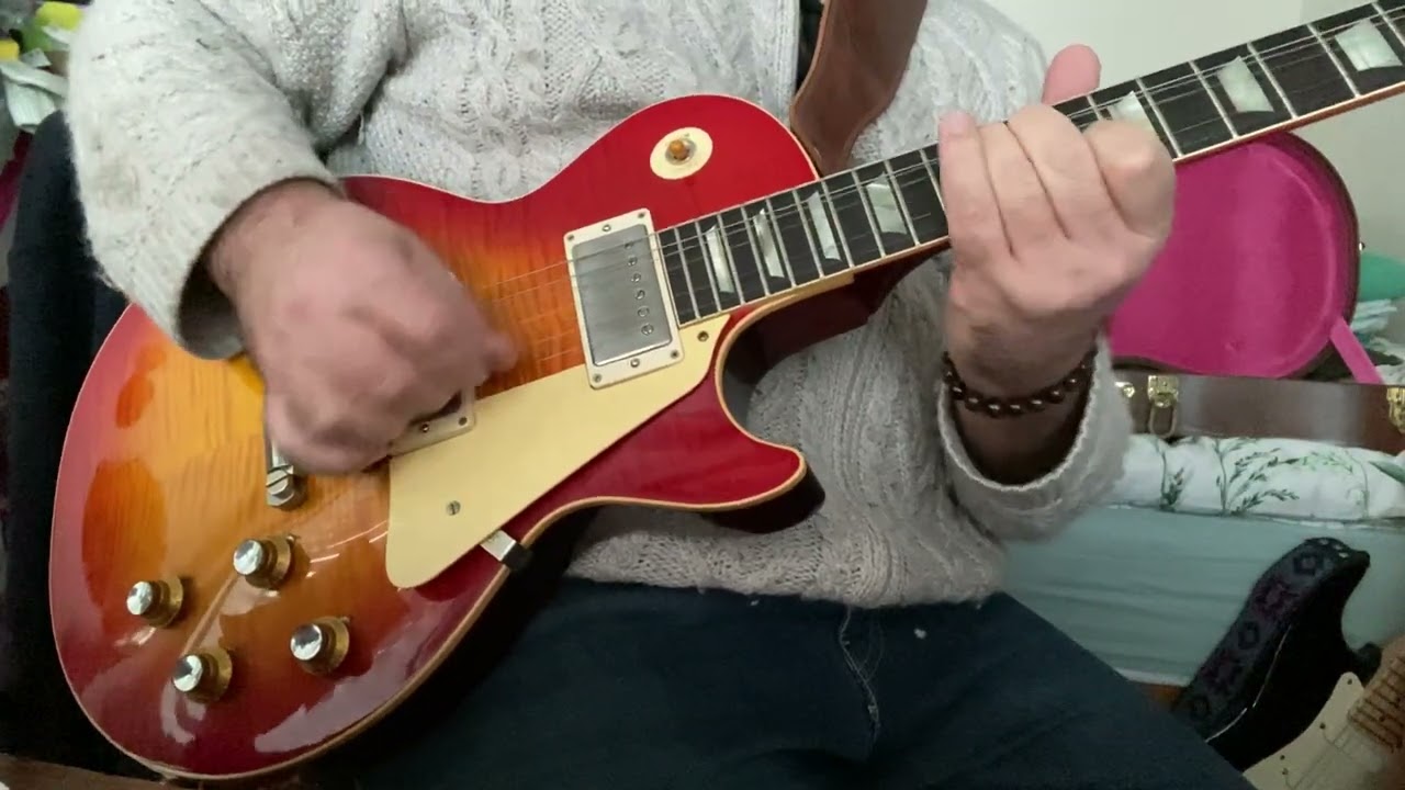 Happy new years from my Gibson LP R0