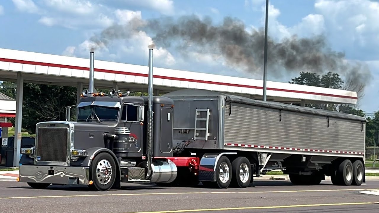 Truck Spotting On Route 222 - Rare Trucks At The Roundabout