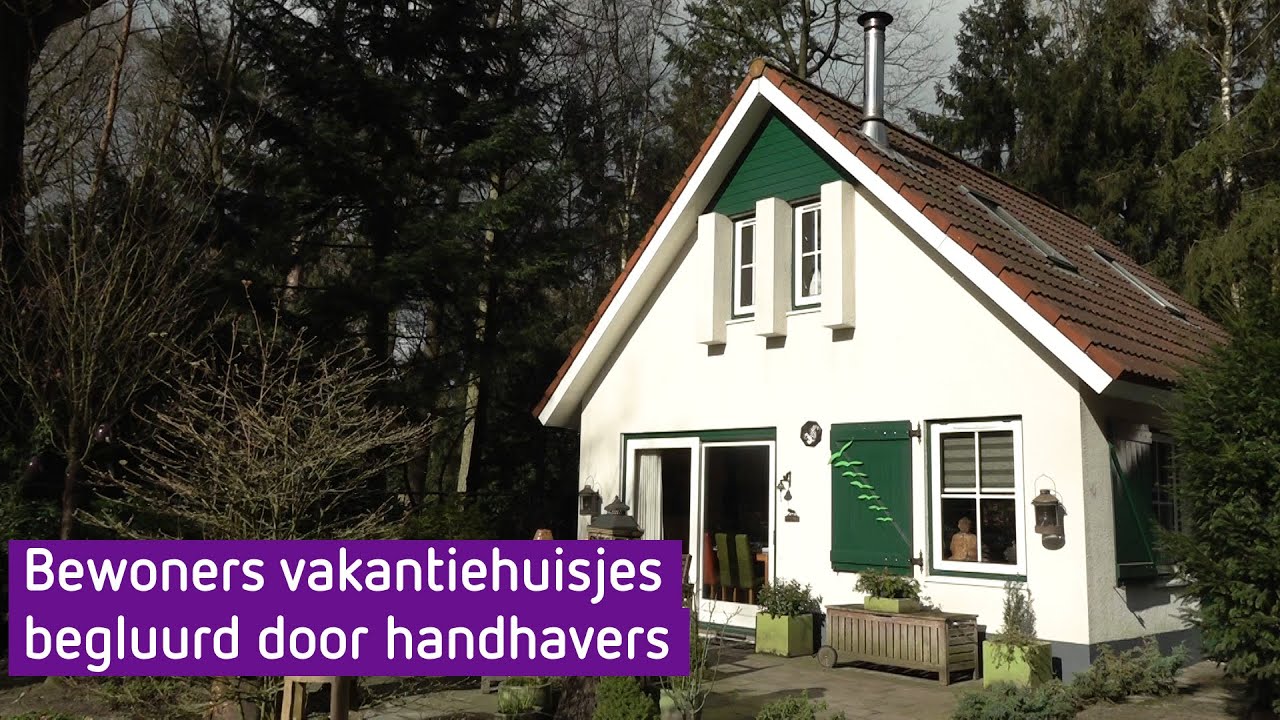 Naakt begluurd door controleur, woede over Elburgse handhaving