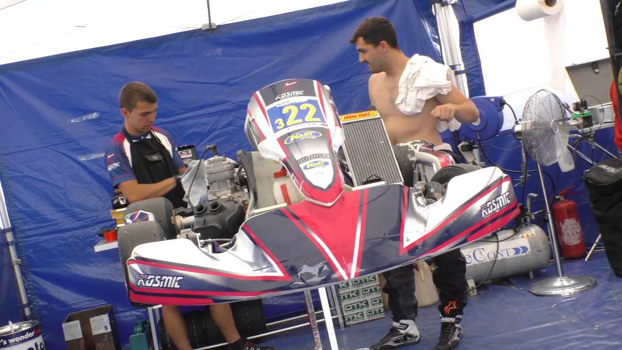 Ambiance paddock - Kart mag à Varennes sur Allier