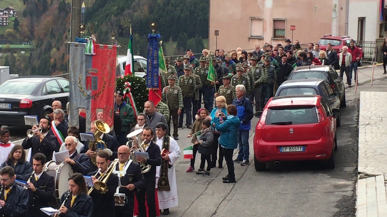 ZORZONE, 4 novembre 2018. CORTEO. Commemorazione dei caduti e dispersi in guerra.
