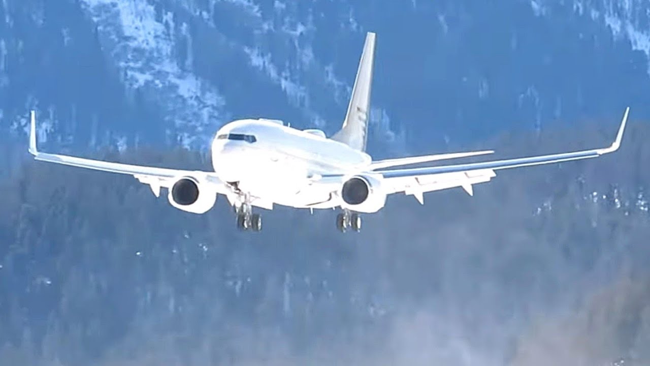 Boeing 737 BBJ Private Jet (VP-BVV) Landing and Departure at Samedan Engadin Airport LSZS