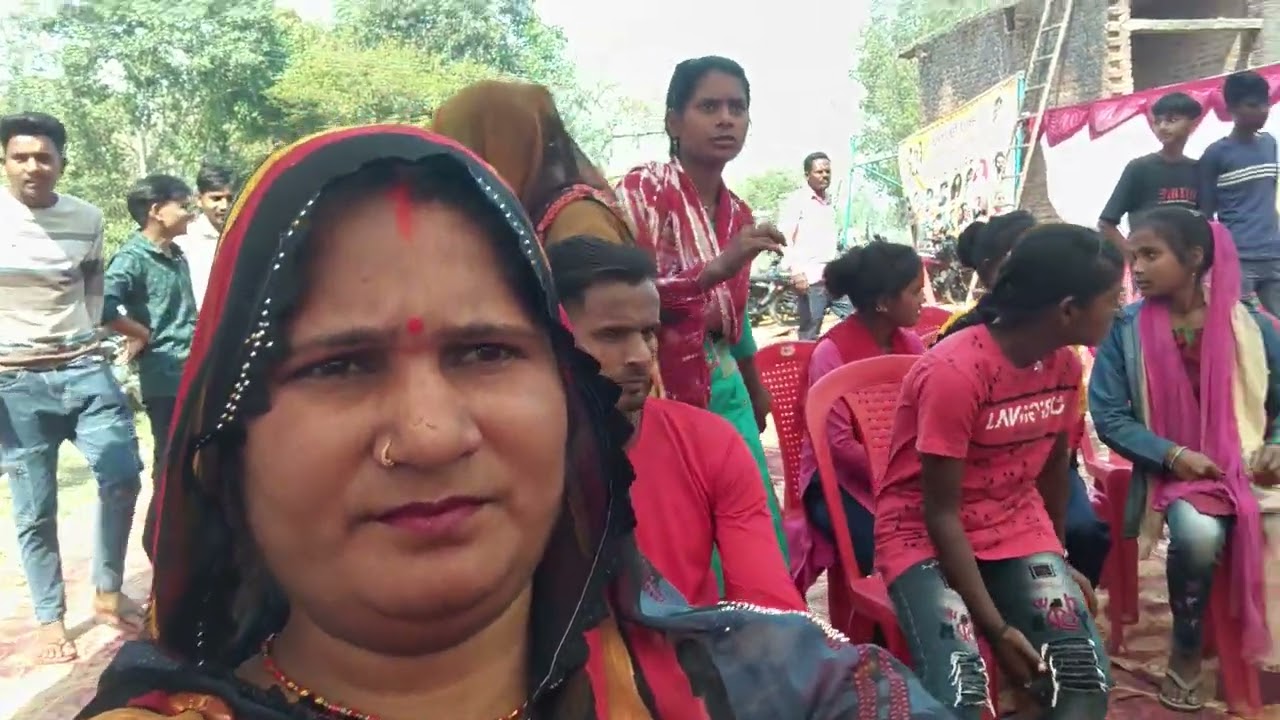 यूट्यूब फैमिली राधे राधे