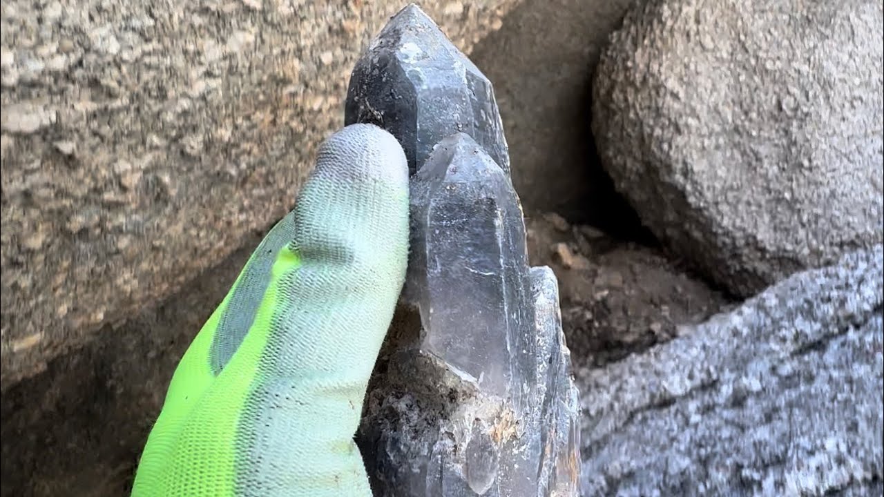 Insane Crystal Pocket EP1