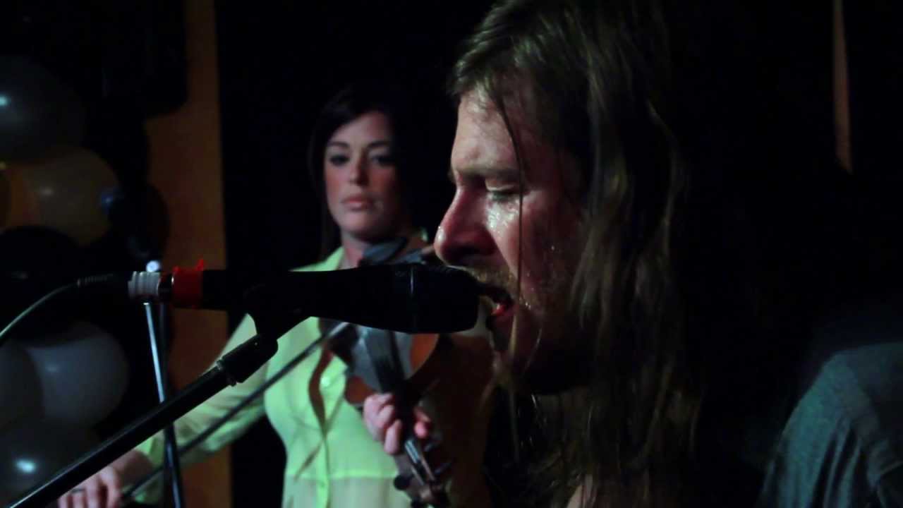 Matt Mays & Anna Ludlow - Chase the Light [LIVE]