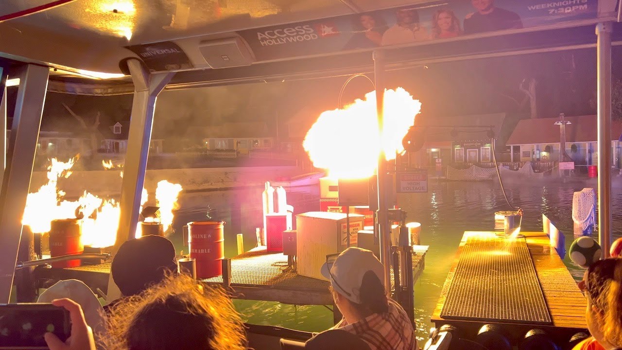 Nighttime Studio Tour 4K HDR | Universal Studios Hollywood (2023)