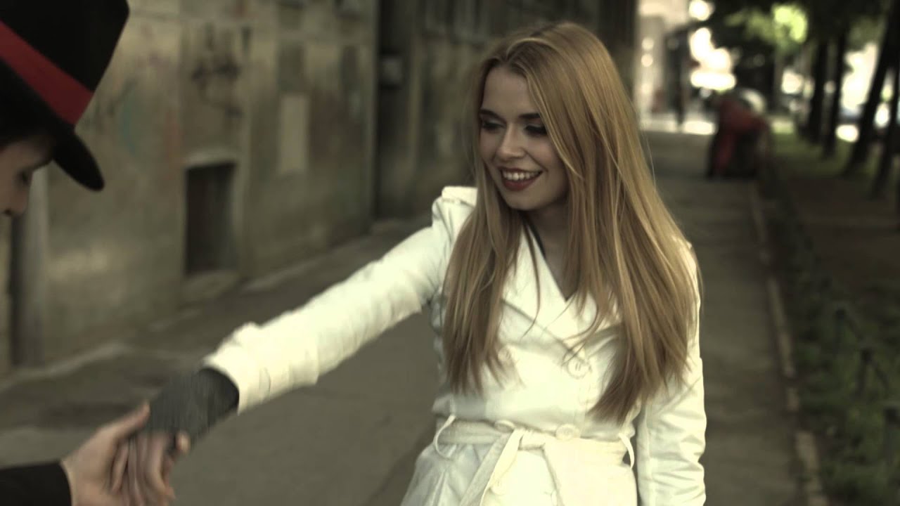 Đani Stipaničev - Laž (Official Video)