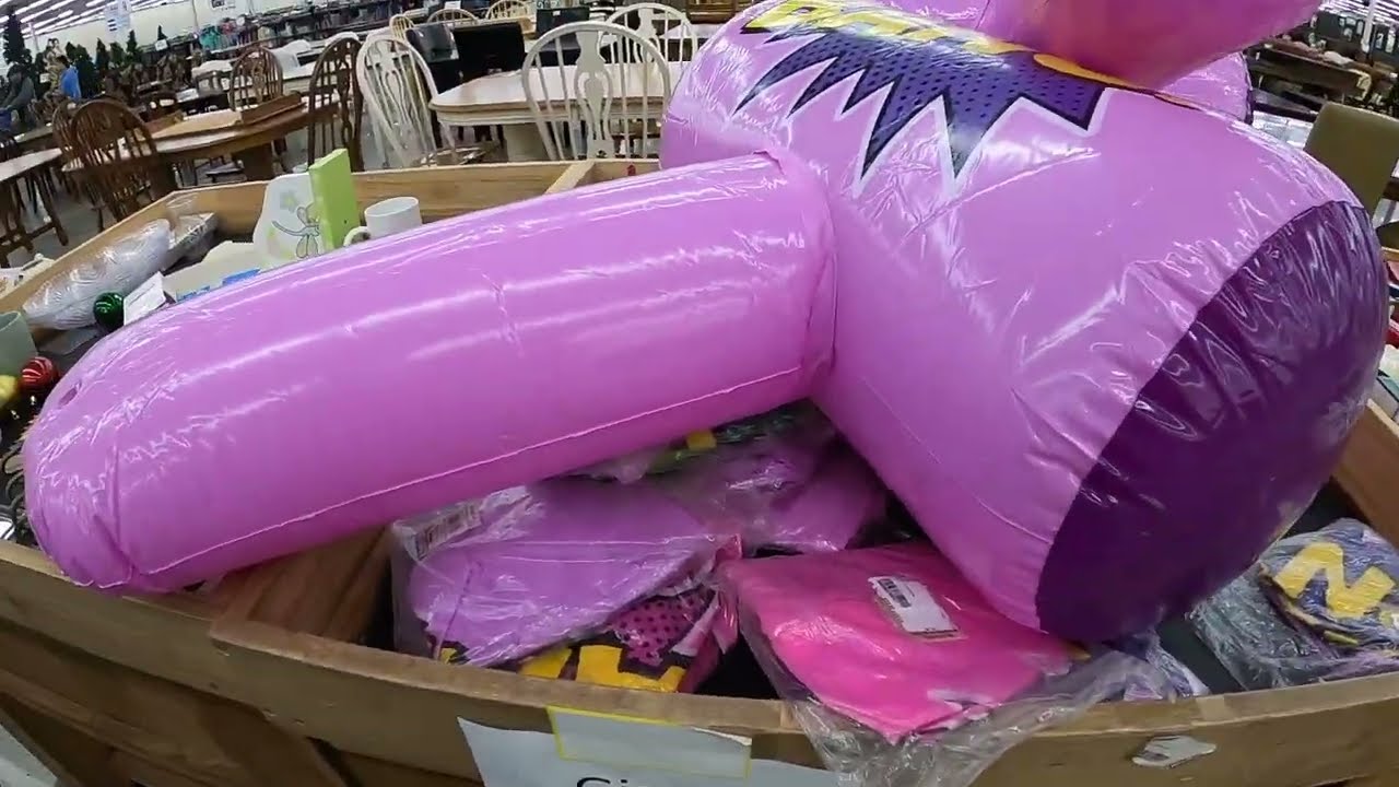 Trosa Thrift in Raleigh, North Carolina had a few surprises!!  |Thrifting | Reselling | eBay Store|