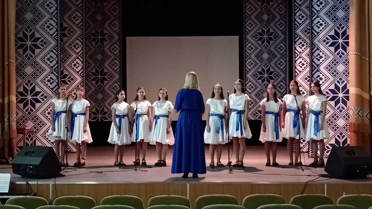 Образцовый вокальный ансамбль 