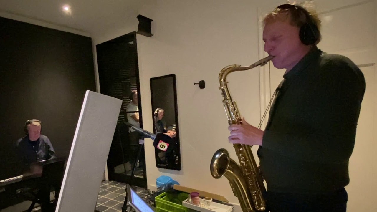 Mistige rode beest - Lockdown session Ulicoten