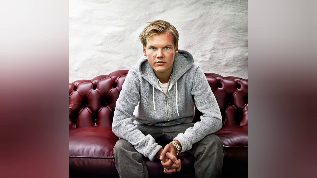 Avicii ft. Carnage - Silver Lining
