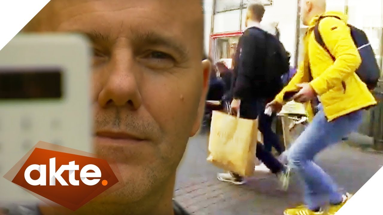 So klauen Kriminelle unbemerkt Ihr Geld! | Akte | SAT.1 TV