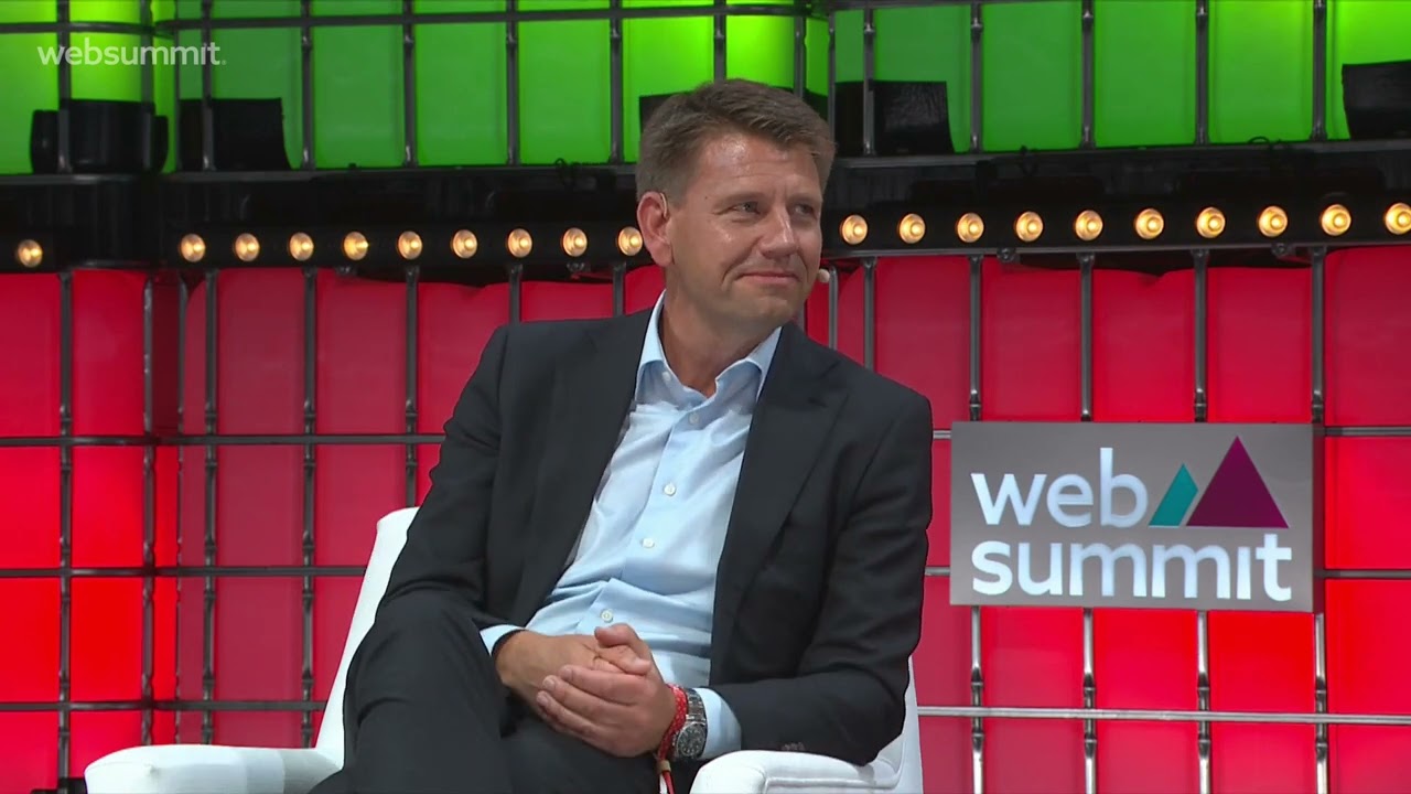 Giving F1 a tech edge | Toto Wolff, Oliver Steil & Rosanna Tennant