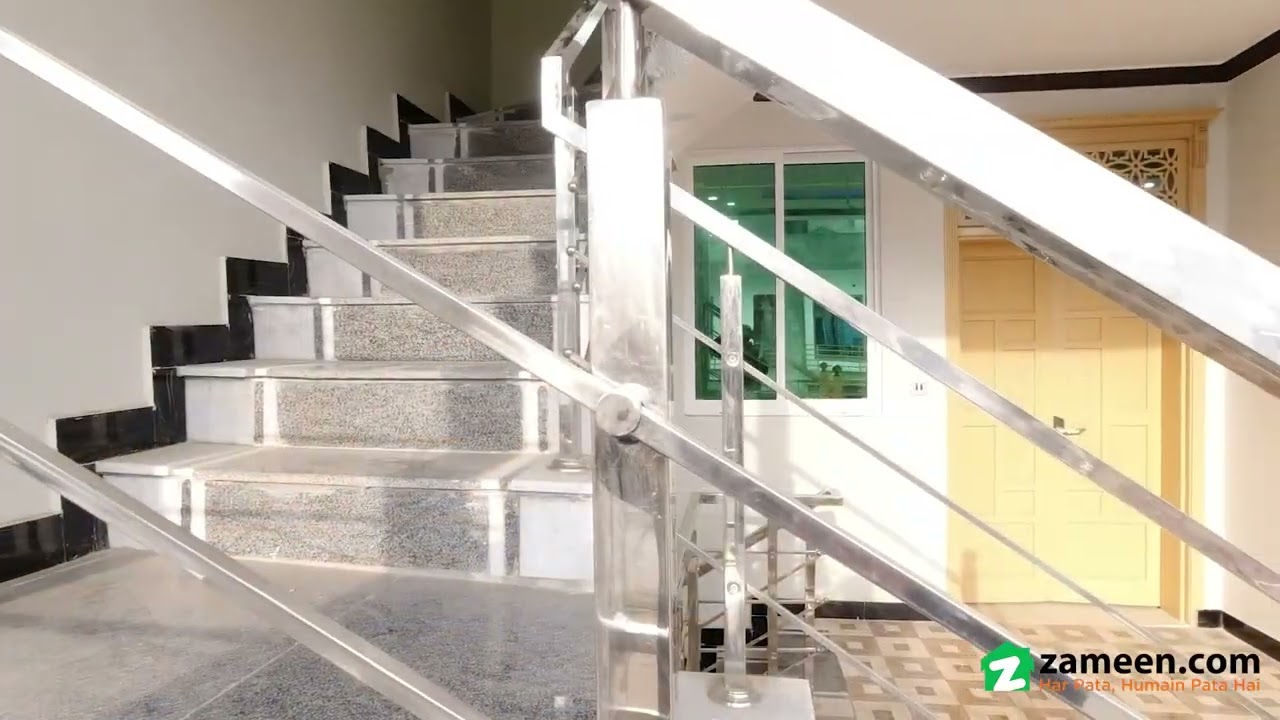 5 MARLA HOUSE FOR SALE IN E-18 ISLAMABAD