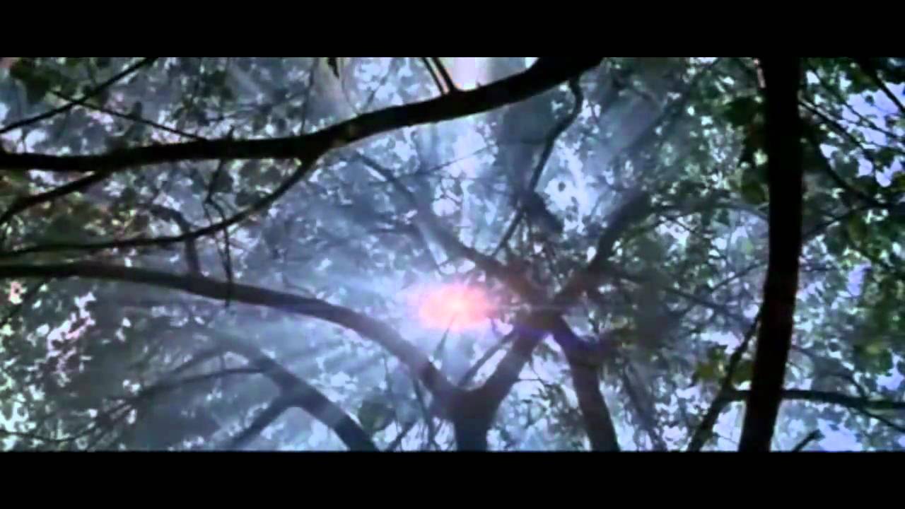 Trailer - Al&eacute;m da Linha Vermelha HD