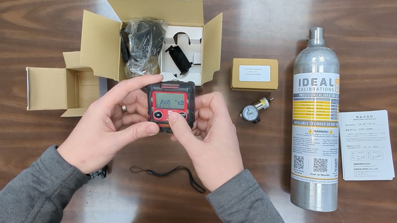 Введение в детектор газов RKI Instruments GX-3R с четырьмя газами