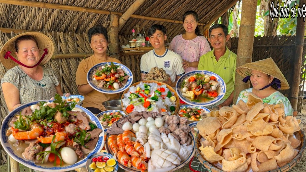 Súp Nấm Tuyết Tôm Thịt, Bánh Phồng Tôm | Quán Ăn Của Mẹ Nơi Quê Nhà || Snow mushroom soup