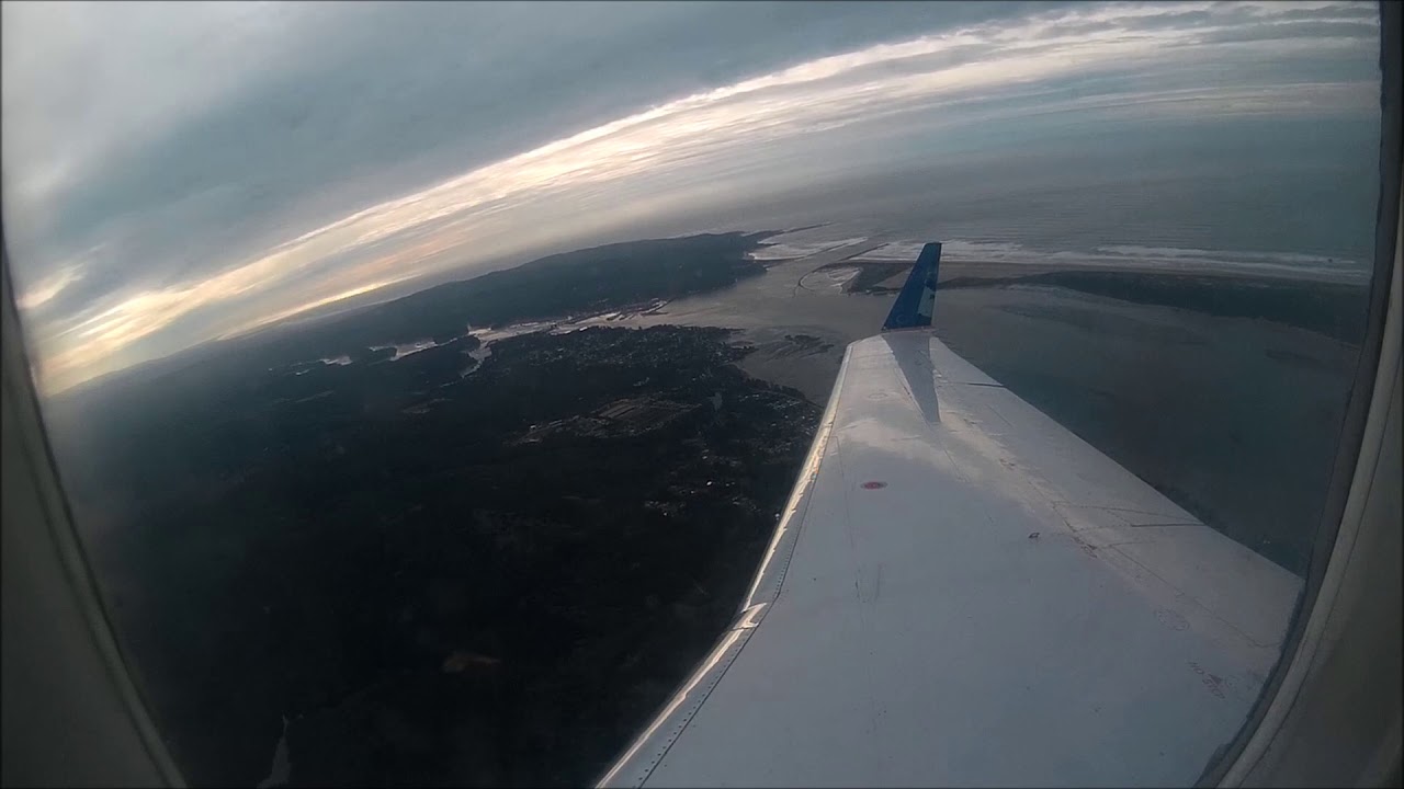 GATE TO GATE | North Bend (OTH) to San Francisco (SFO) | United Express Mitsubishi CRJ-200ER