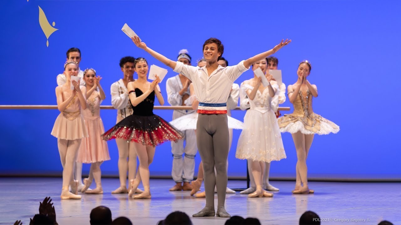 Fabrizzio Ulloa en La Danza de la Vida