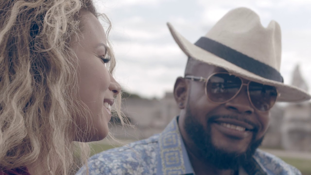 Aimelia Lias - R&eacute;fl&eacute;chis (Clip Officiel)