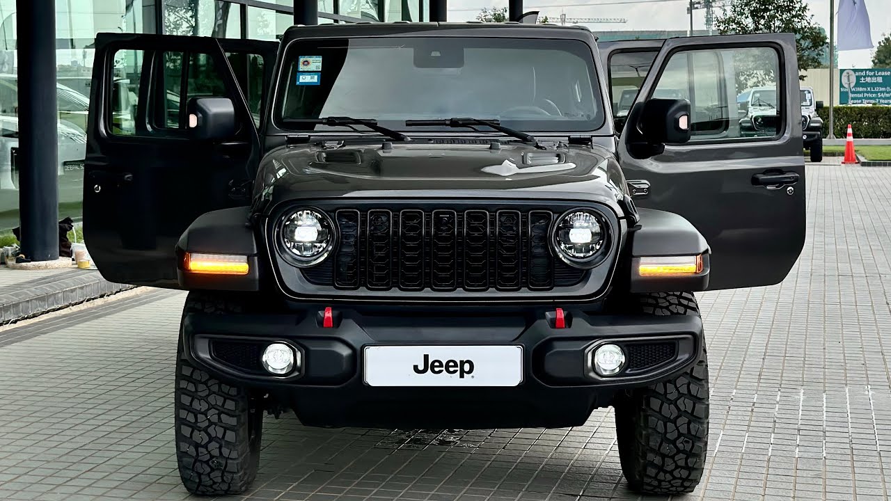 All New Jeep Wrangler Rubicon - Granite Crystal Metallic Clear Coat Color