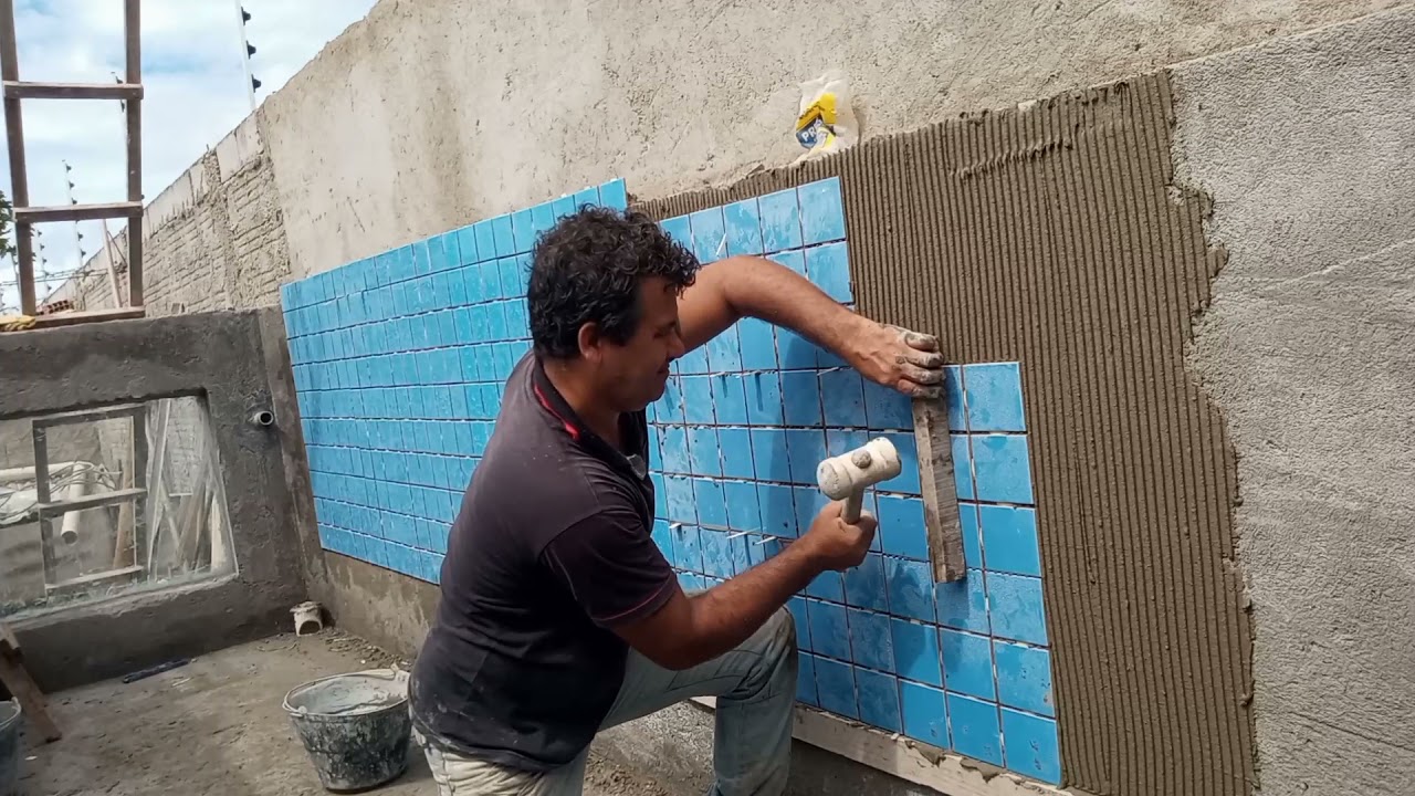 Como iniciar a pastilha da sua piscina