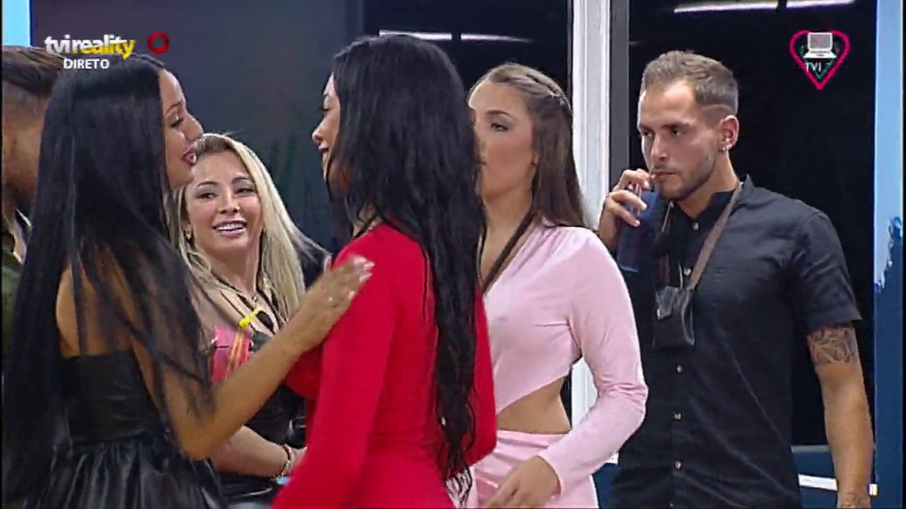 O grito de guerra do Love on Top 6