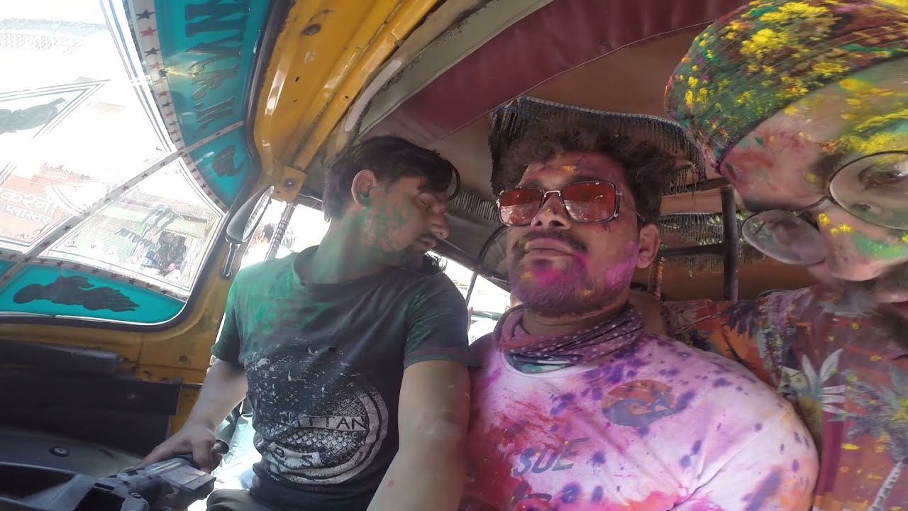 World's Craziest Festival in Mathura | Vrindavan ki Holi 2021, INDIA #holi #vrindavan #mathura