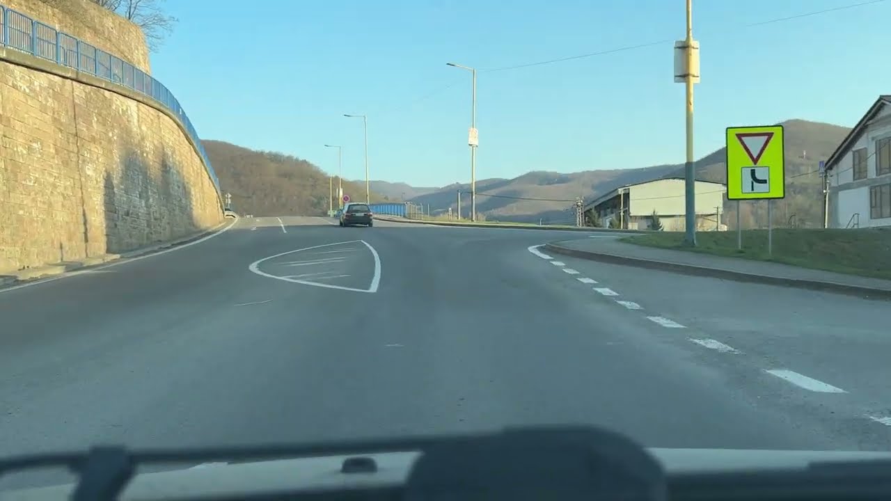 Nová Baňa– Žarnovica,po ceste R1￼