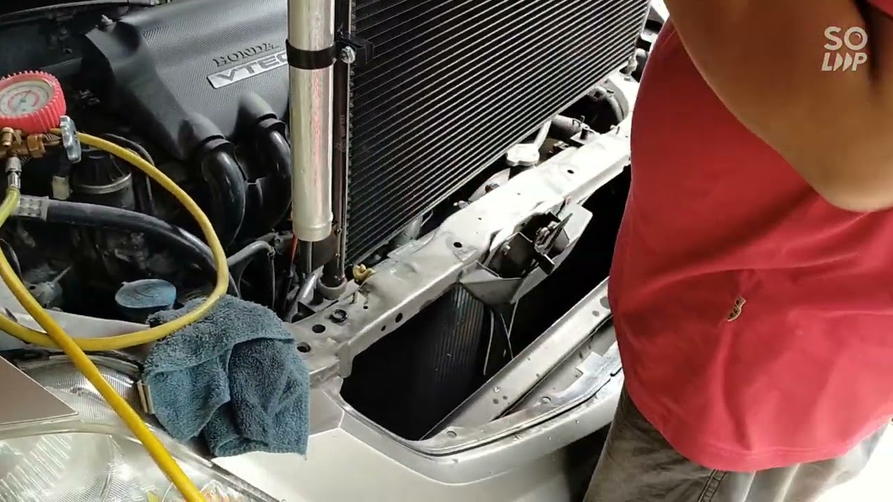 How to replace condenser of Honda City.
