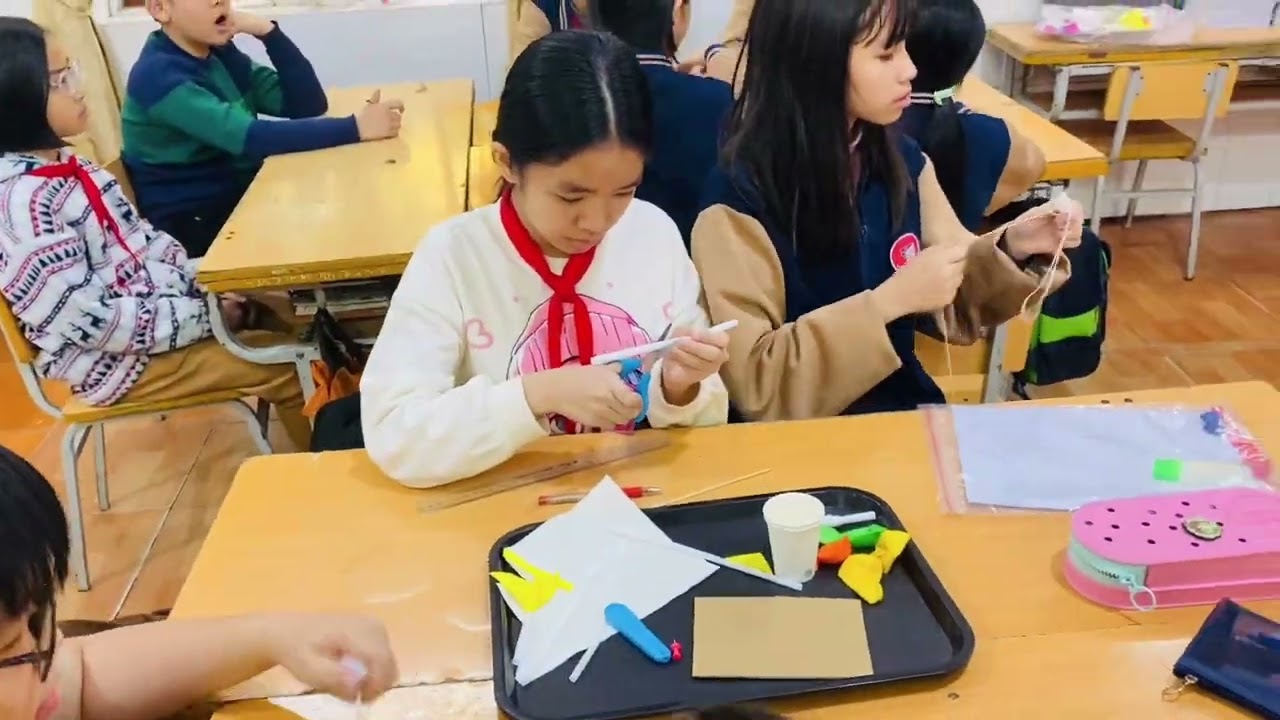 STEM+ Chủ đề 11: Tên lửa phản lực lớp 5G