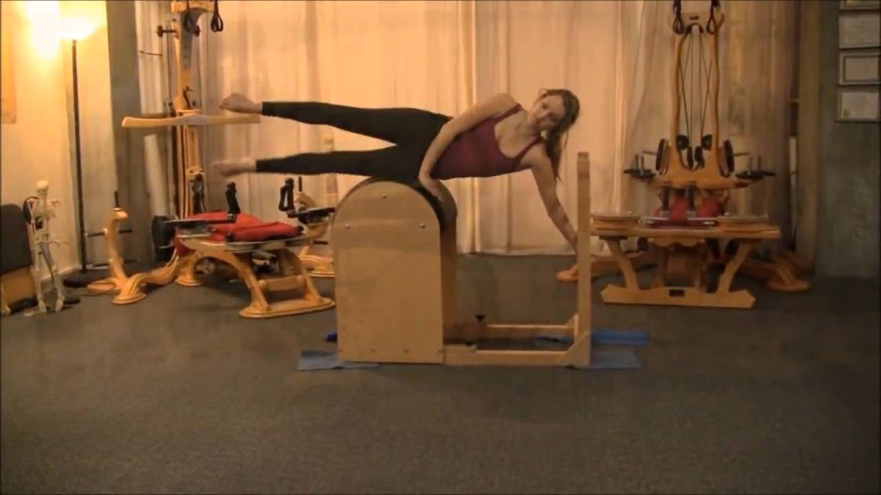 Exercícios de Pilates usando o Ladder Barrel