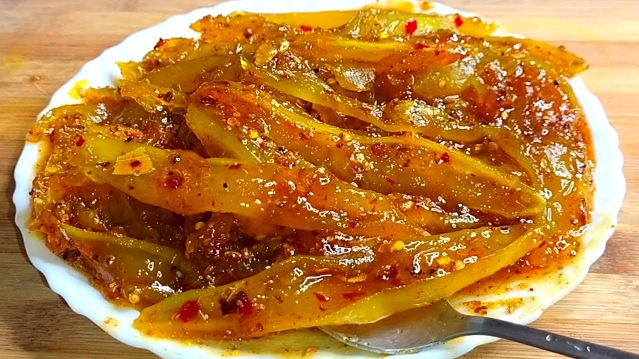 কাঁচা আমের বার্মিজ আচার একবার খেলে ঠোঁটে স্বাদ লেগে থাকে, লোভ সামলানো যায় না / Mango Barmis Aachar