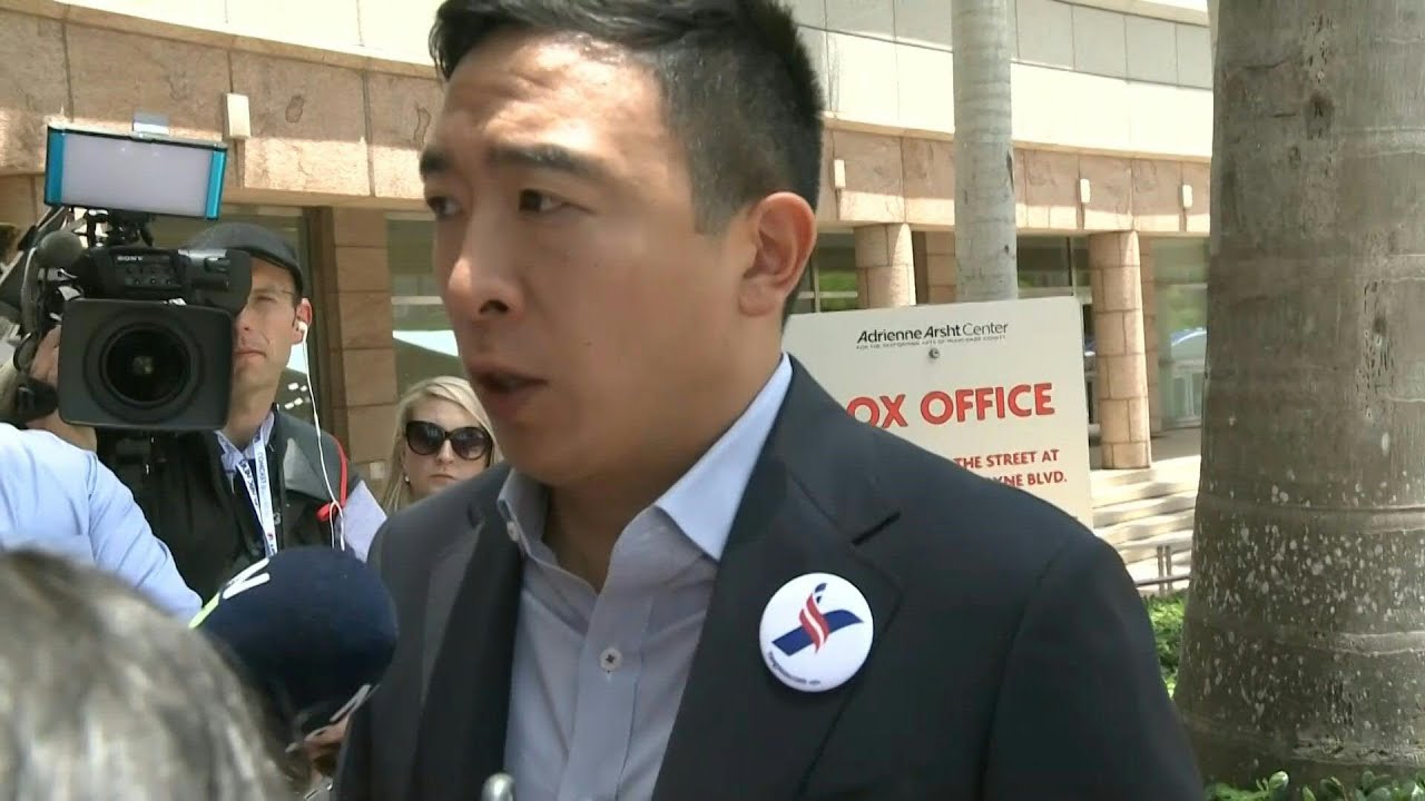 Andrew Yang announces withdrawal from Democratic presidential race | AFP