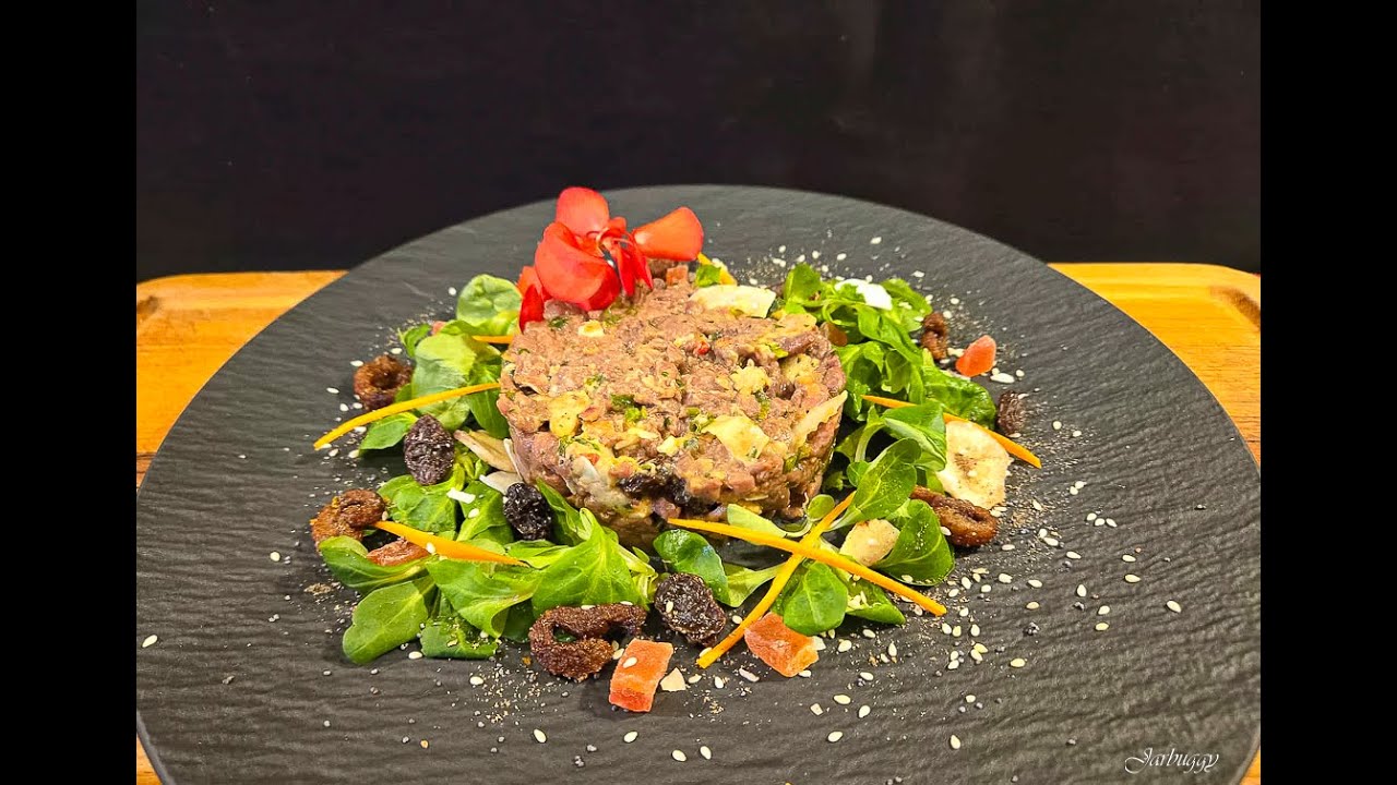 TARTARE DE CANARD , FOIE GRAS, EPICES ET MIEL  #cooking #foodie #instagoog #yummy #foodlover #food
