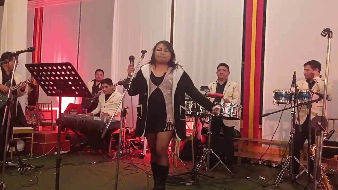 CARLONCHO Y ORQUESTA 