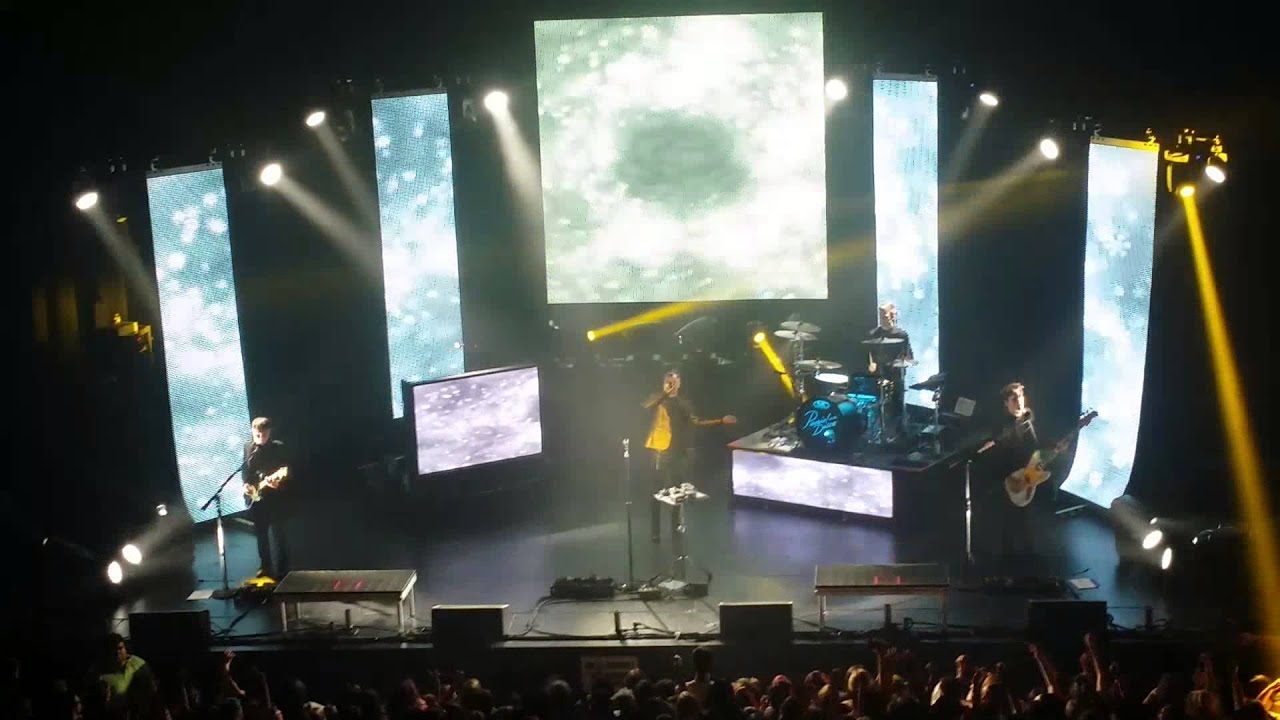Panic! At The Disco - Hurricane (Live)