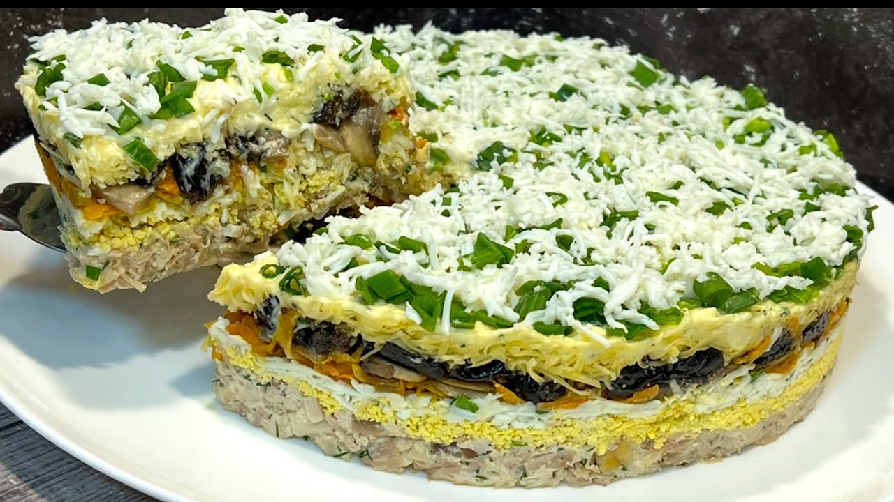 Салат «СНЕЖНЫЙ ЛЕС» вкуснее не найдёте! Этот салат съедают первым! Эффектный нежный и очень вкусный 
