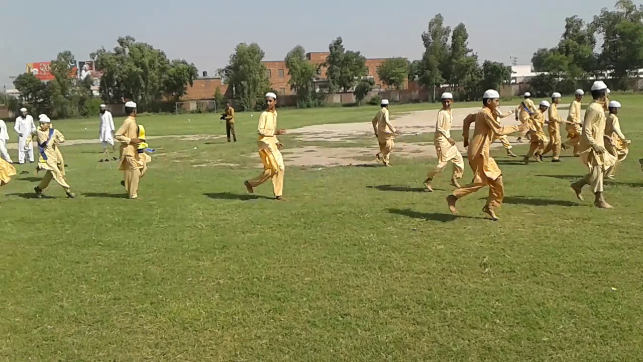 Jamia Anwar ul Quran oposite direction racing held at Sports day