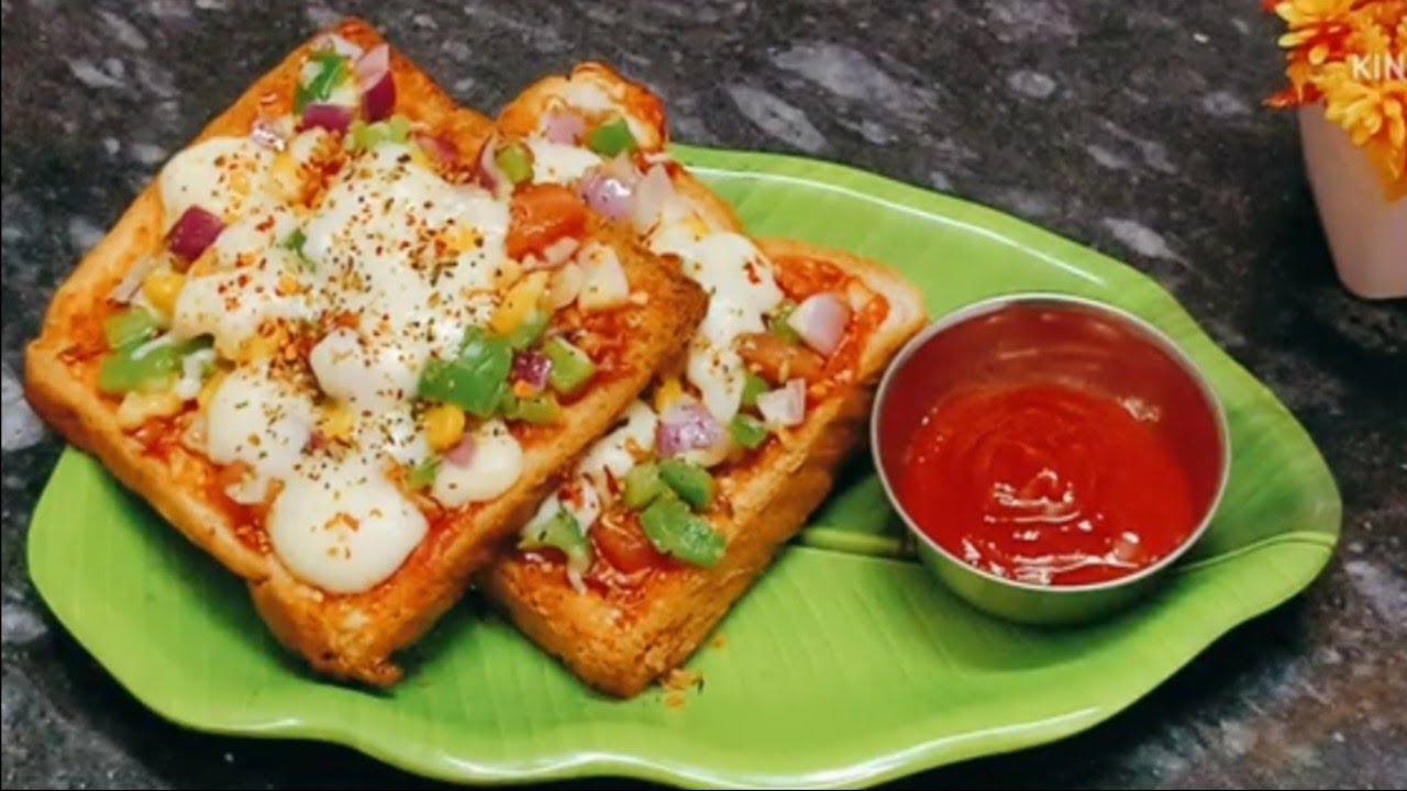 Bread Pizza Recipe | बिना ओवन के आसानी से घर मे बनाइये टेस्टी ब्रेड पिज्जा | Dominos STYLE Veg Pizza