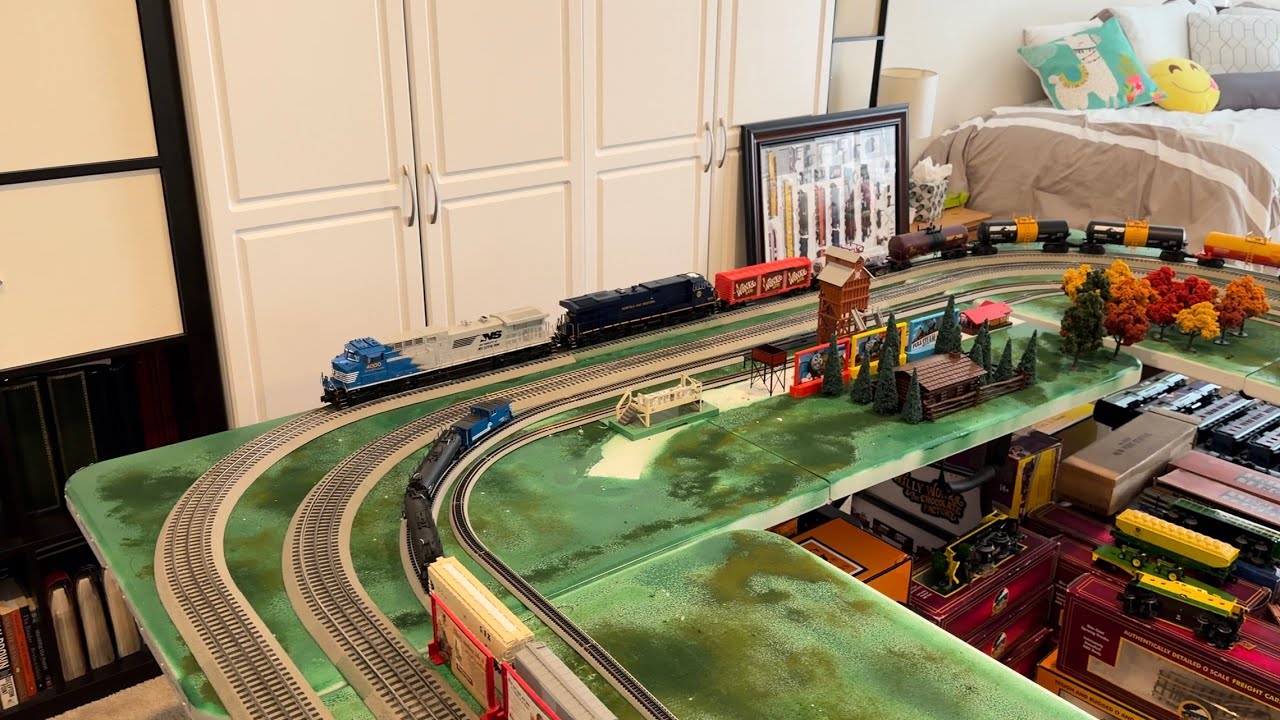 NS 4000 Leading and NS 8103 Trailing Proto sounds 3s MTH The Blue’s 