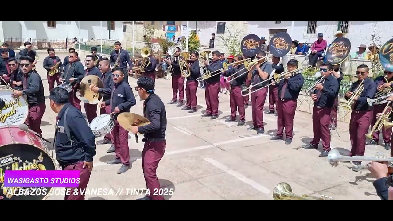 ALBAZOS JOSE & VANESA // TINTA AGOSTO 2025