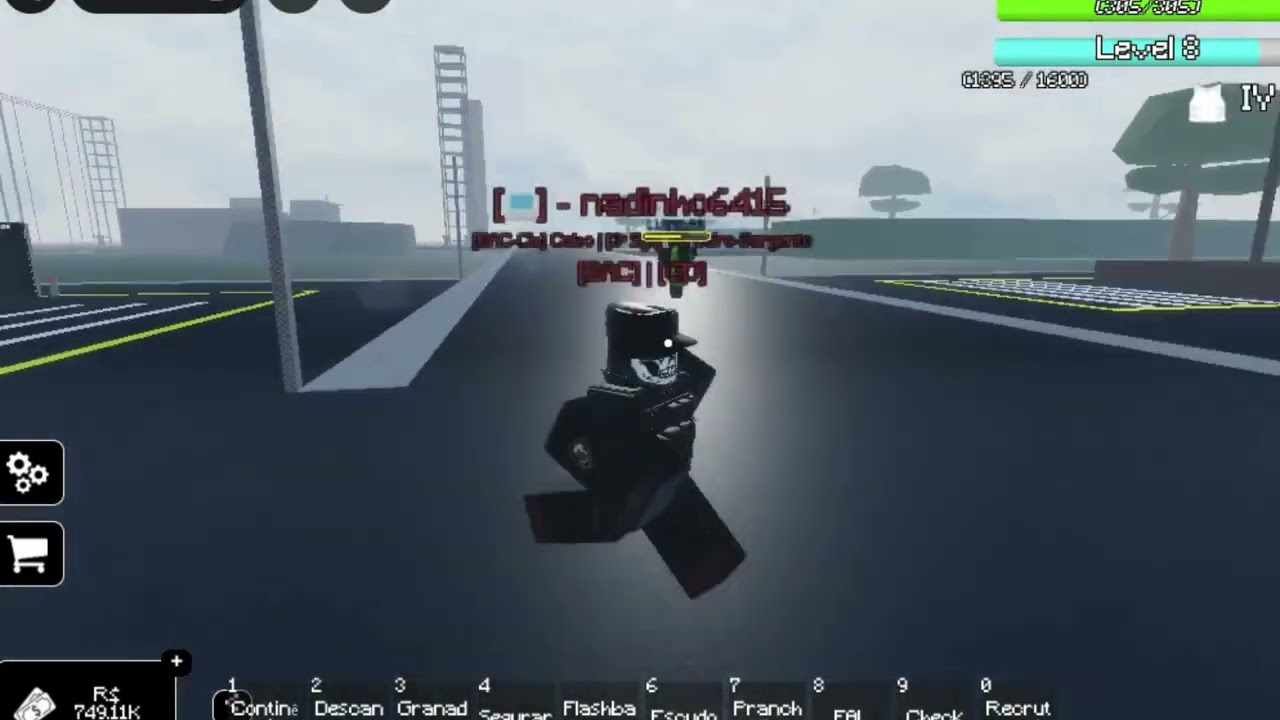 Passando parkour de civil (EB do Cardoso)